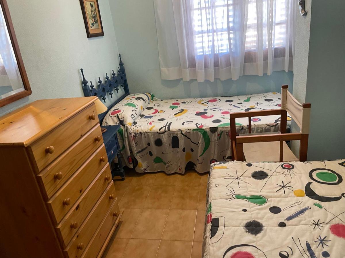 Adosado Con Piscina Y Tenis Holiday home Benicassim