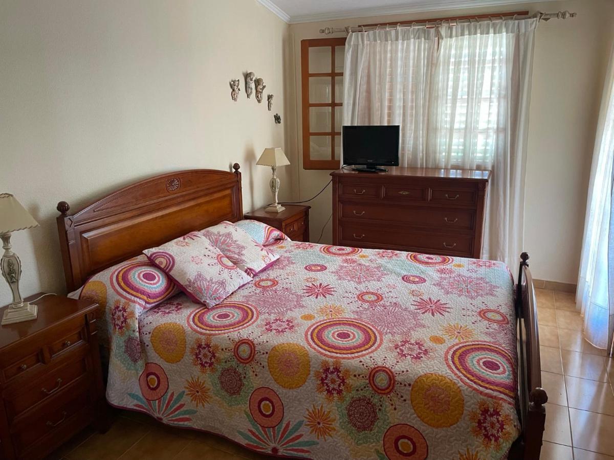 Adosado Con Piscina Y Tenis Holiday home *